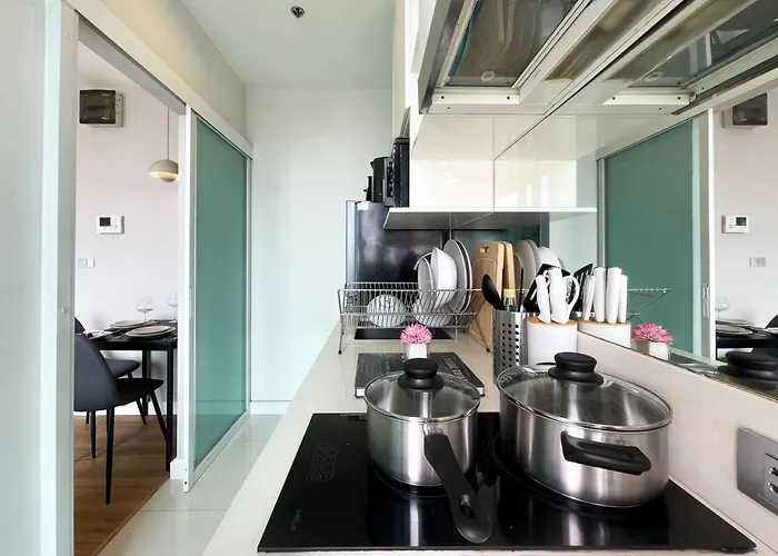 Prime Sukhumvit 1 Bedroom - Fast Wifi - Bts Udomsuk Apartment Bangkok